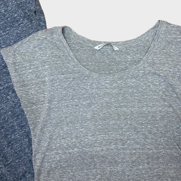 2 Cozy T-Shirts - Picture 5 of 5